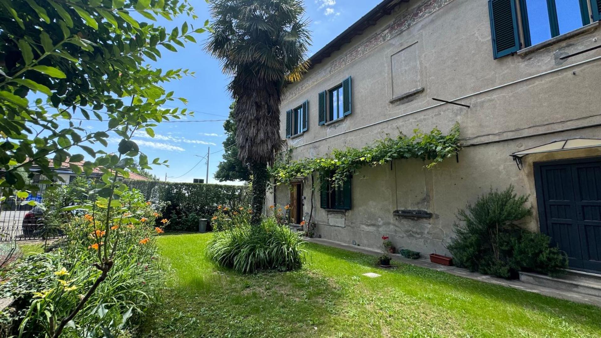 Curt Da Beta - Casa Vacanze Con Giardino, In Corte Del XVIII Secolo Malnate Exteriér fotografie